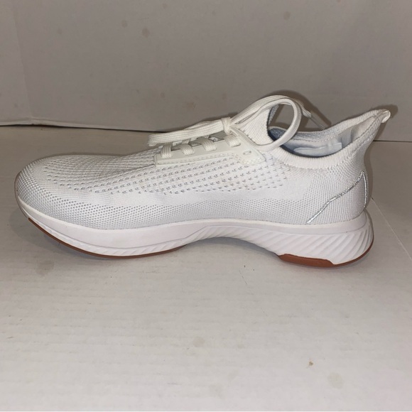 Flux  Women's barefoot adapt running shoe with gum, soul - Picture 1 of 9
